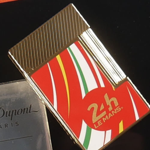 BLACK FRIDAY - ST Dupont Lighter - Ligne 2 - Limited Edition 24H Le Mans - Red & Gold BLACK FRIDAY - ST Dupont Lighter - Ligne 2 - Limited Edition 24H Le Mans - Red & Gold