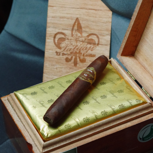 Tatuaje 10th Anniversary Belle Encre Perfecto Cigar - 1 Single Tatuaje 10th Anniversary Belle Encre Perfecto Cigar - 1 Single
